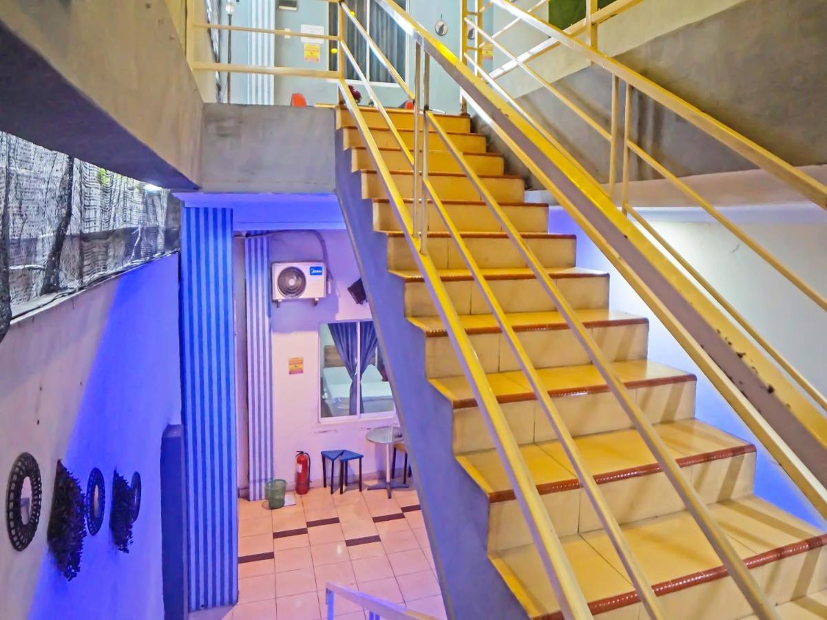 OYO 990 Stadion Residence Syariah Medan Bagian luar foto